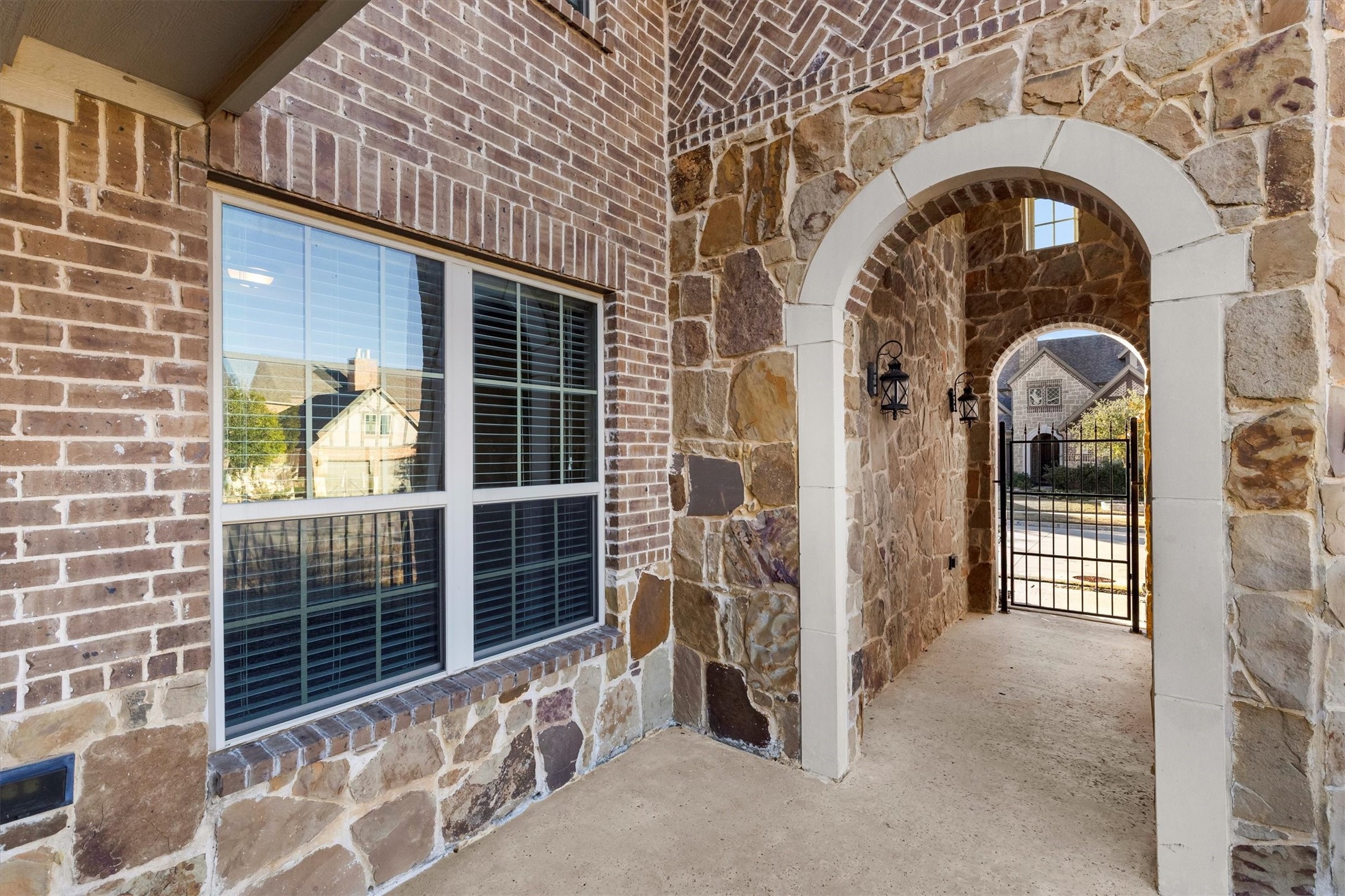 3701 Birmington The Colony TX 75056