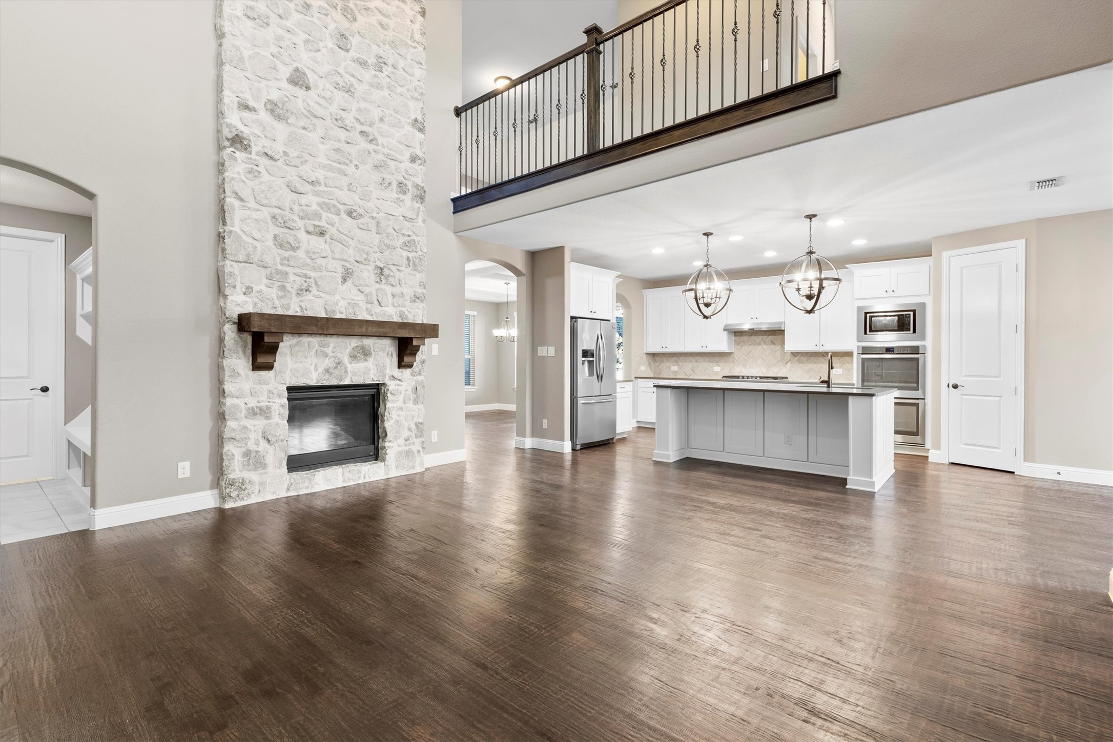 3701 Birmington The Colony TX 75056