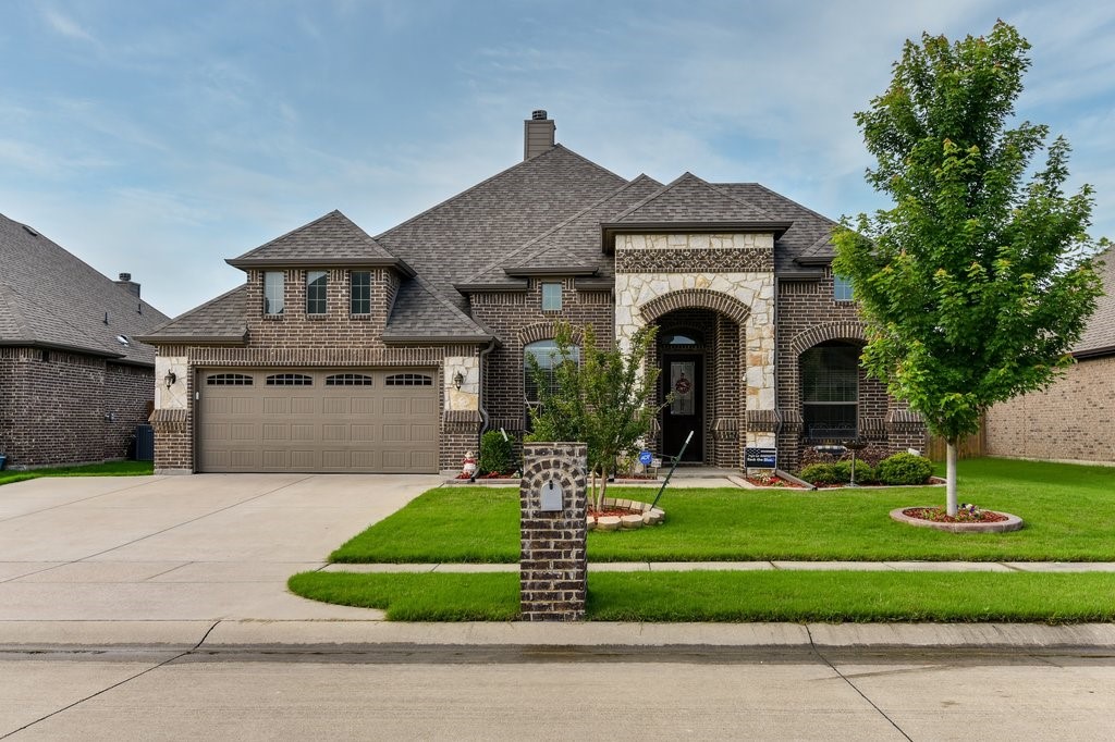 103 Blue Moon Drive Waxahachie TX 75165