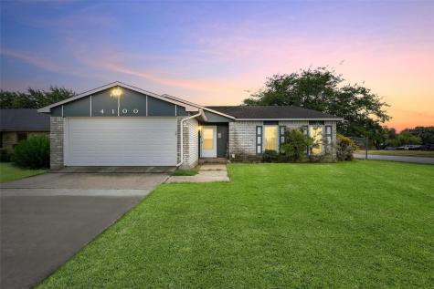 4100 Silverberry Avenue Fort Worth TX 76137