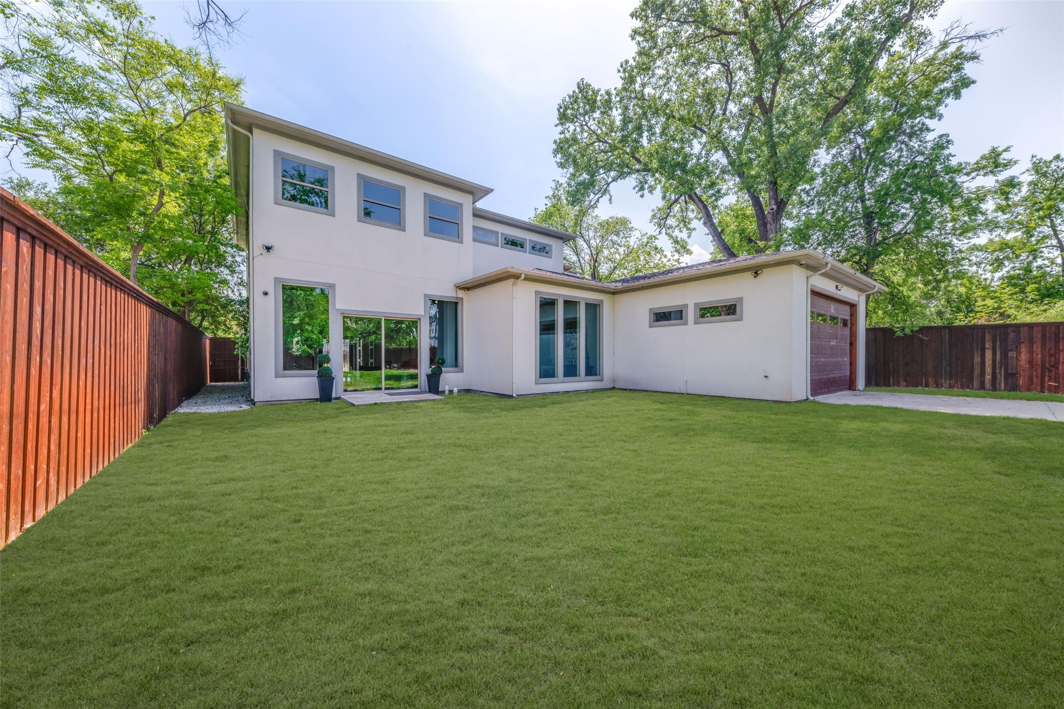 6515 Walnut Hill Lane Dallas TX 75230