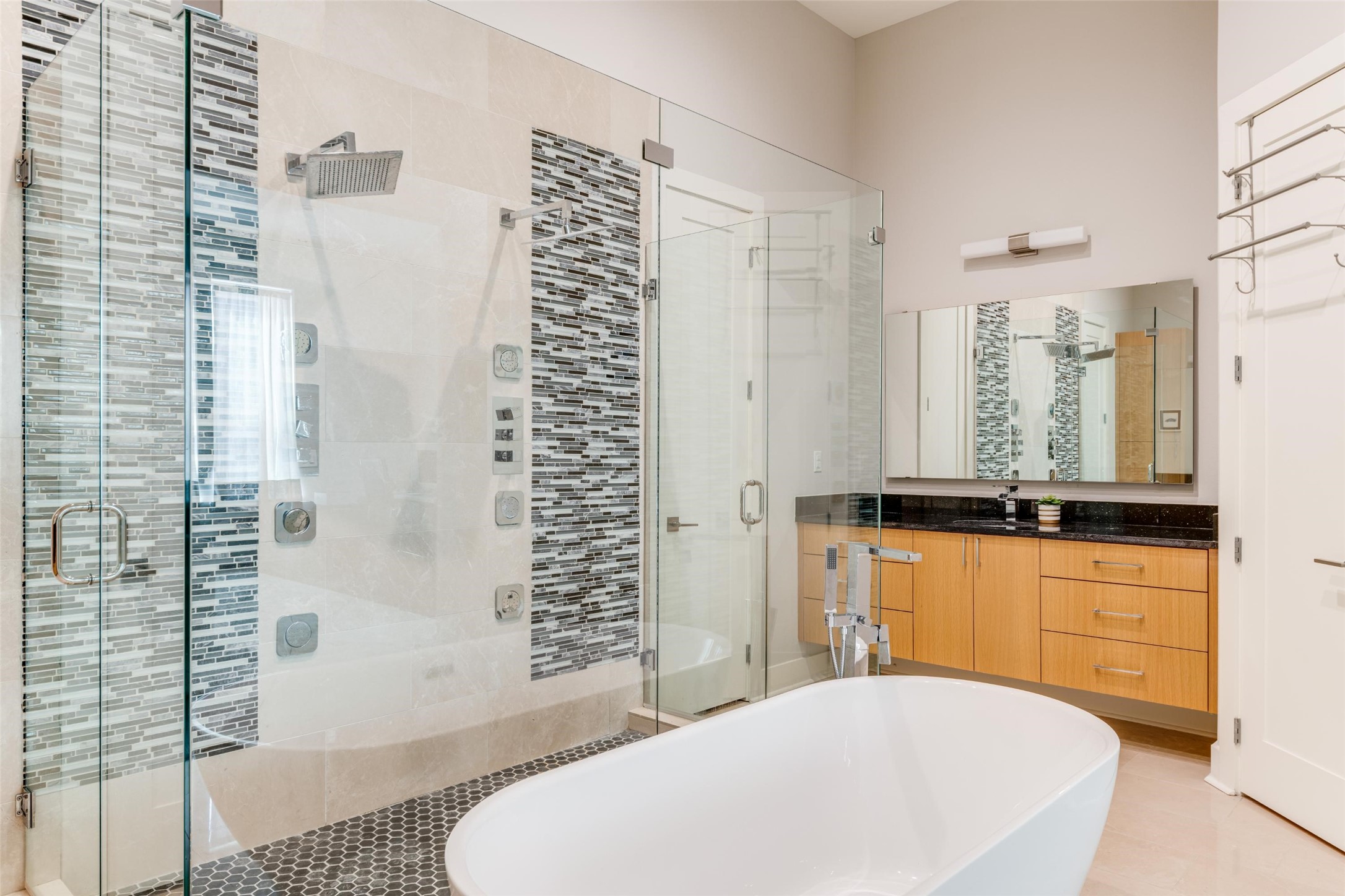 6515 Walnut Hill Lane Dallas TX 75230