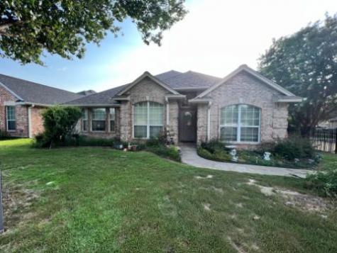 17556 Country Club Drive Kemp TX 75143