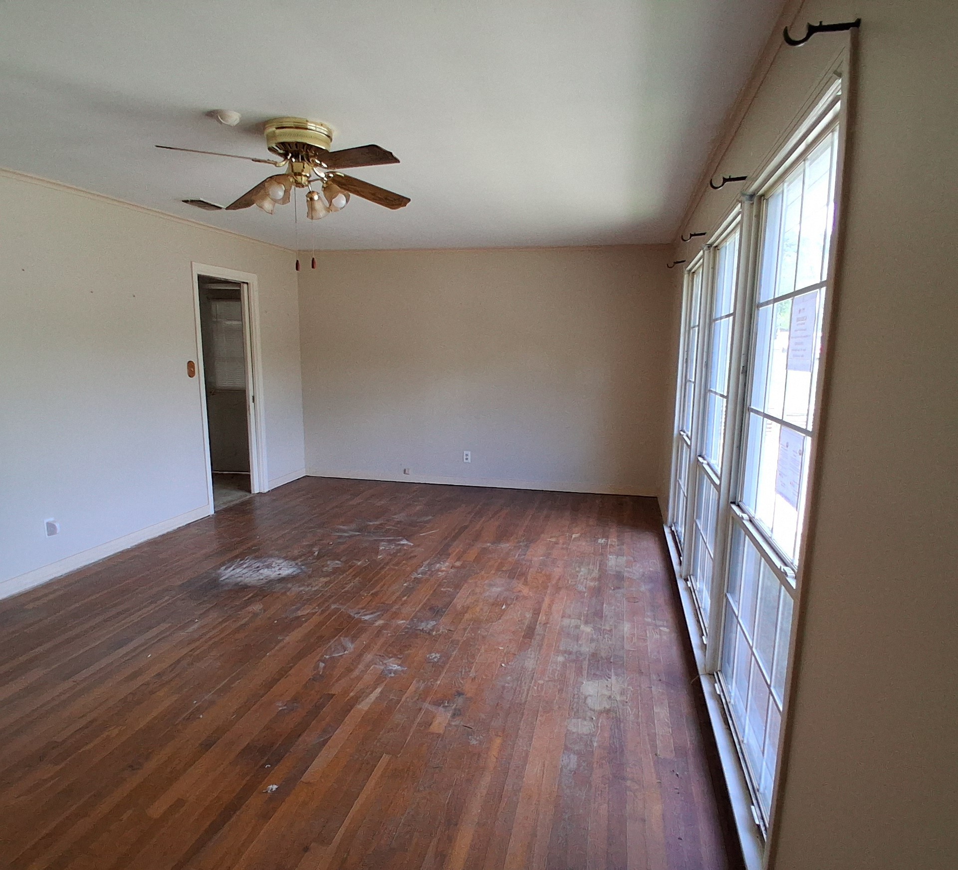 910 Success Street Gilmer TX 75644