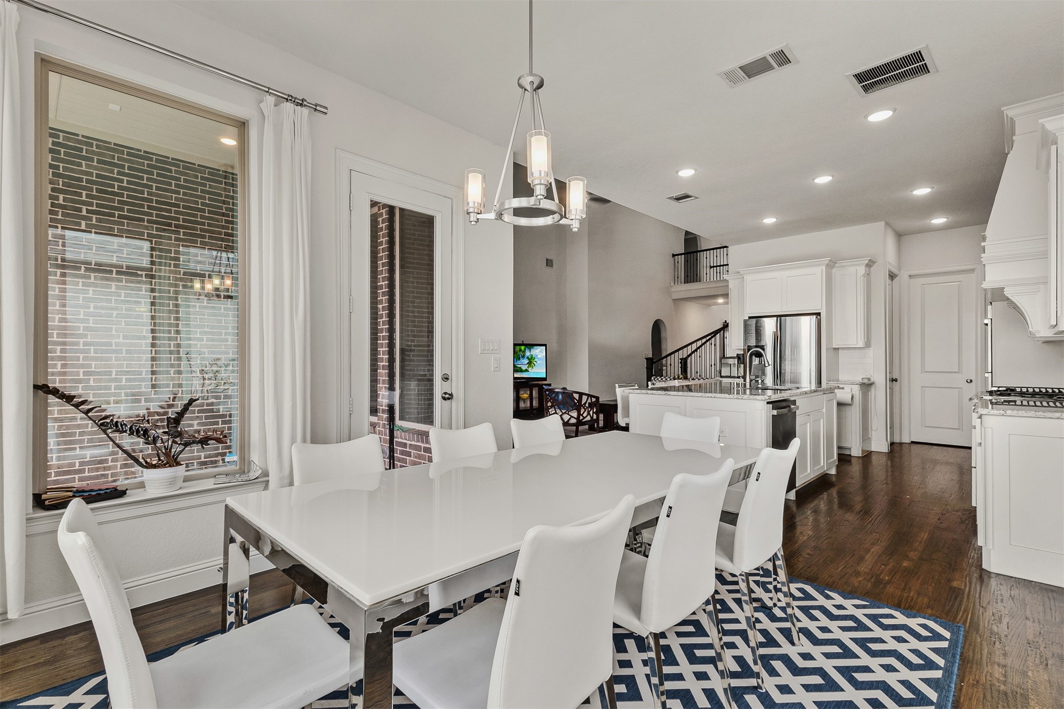 7620 Sonian Forest Drive Irving TX 75063
