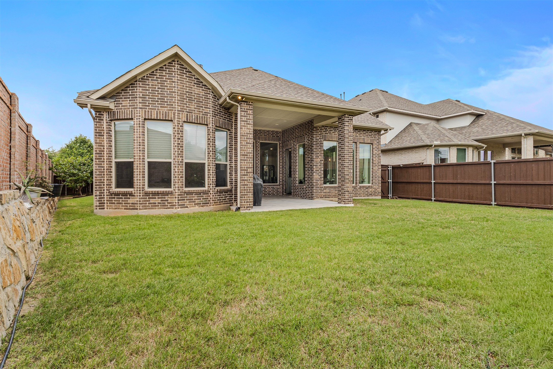 7620 Sonian Forest Drive Irving TX 75063