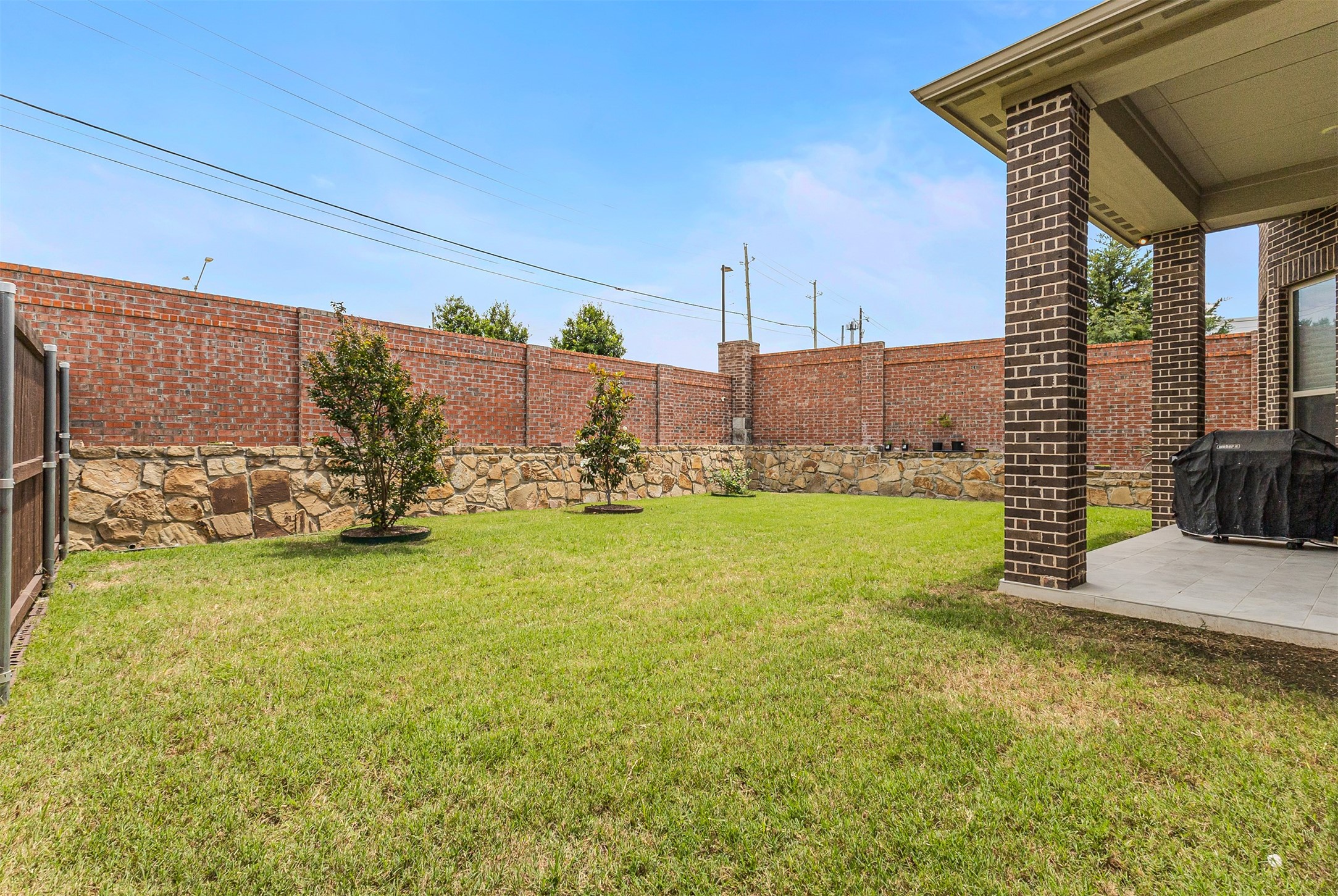 7620 Sonian Forest Drive Irving TX 75063