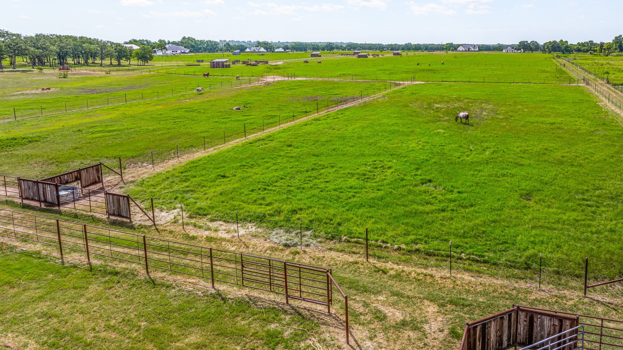 3310 Coy Lane Granbury TX 76048