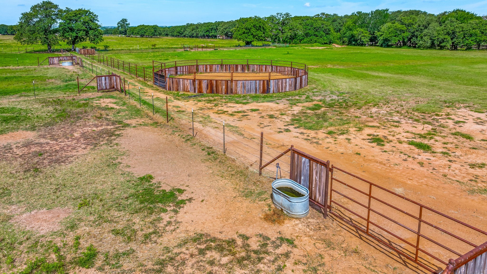 3310 Coy Lane Granbury TX 76048