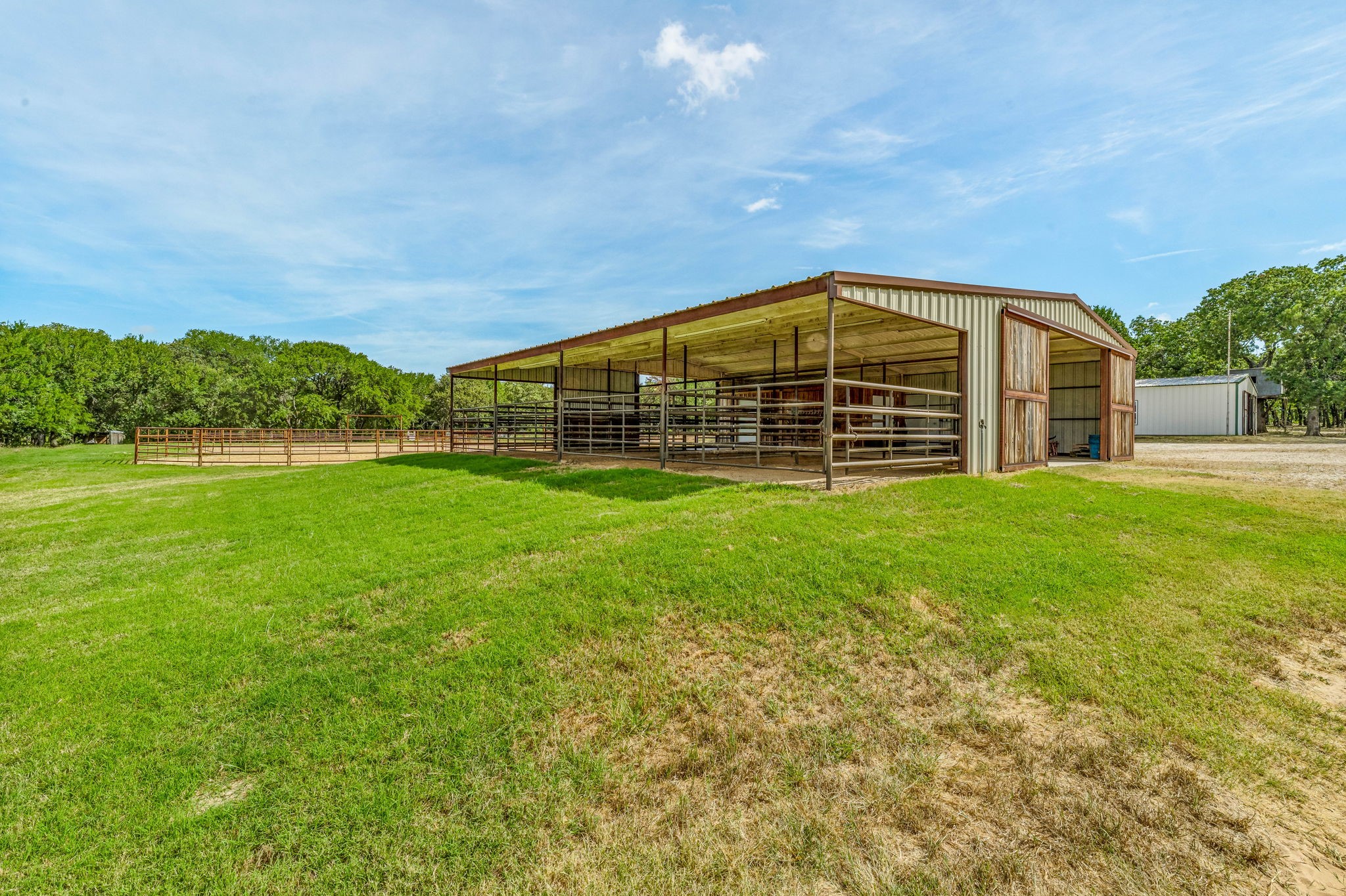3310 Coy Lane Granbury TX 76048
