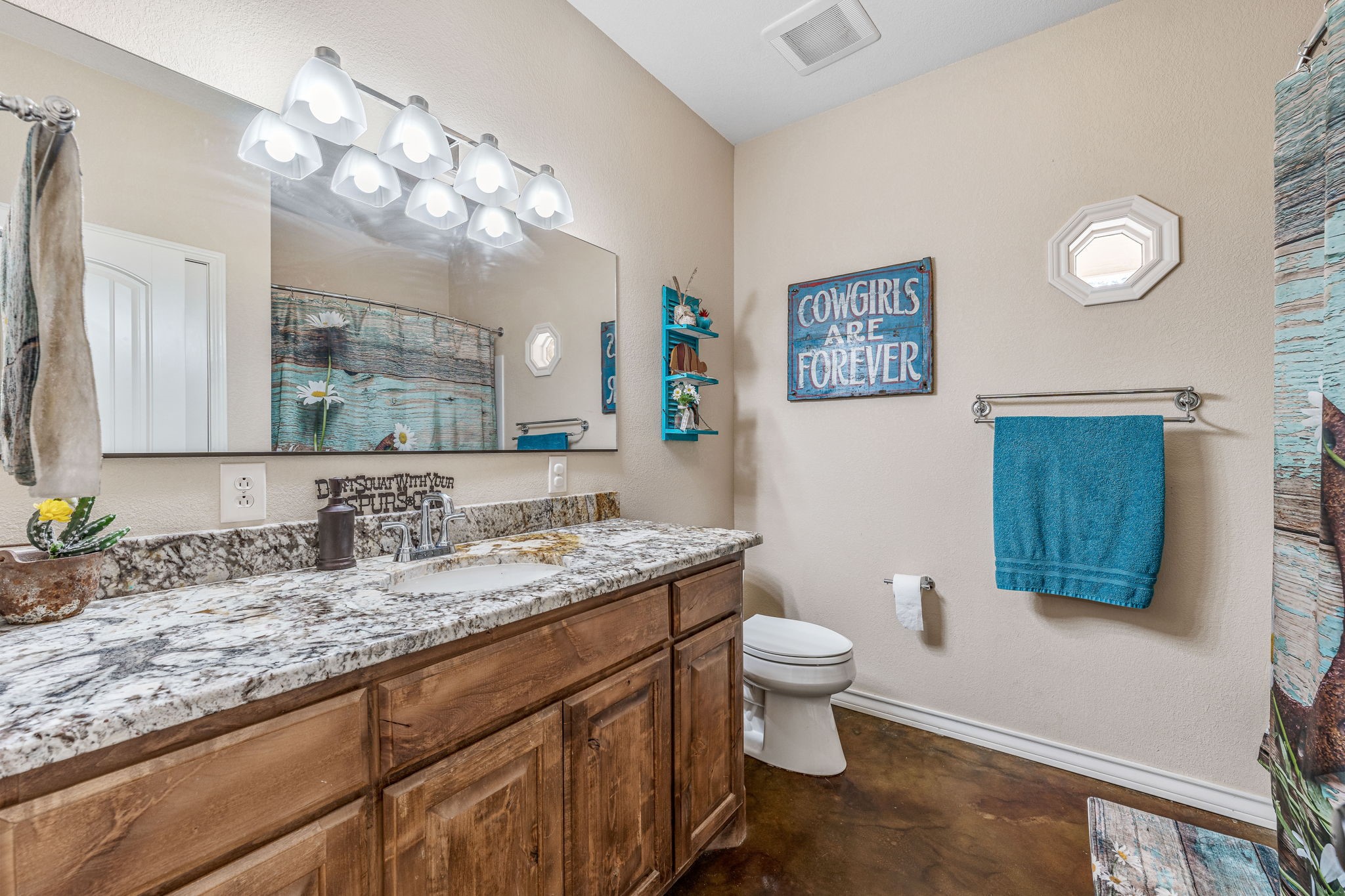 3310 Coy Lane Granbury TX 76048