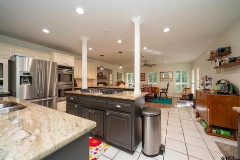 431 Gifford Street Rusk TX 75785