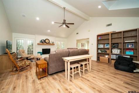 431 Gifford Street Rusk TX 75785