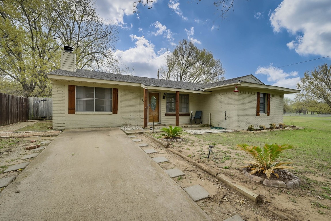 1301 Ann Arbor Drive Corsicana TX 75110