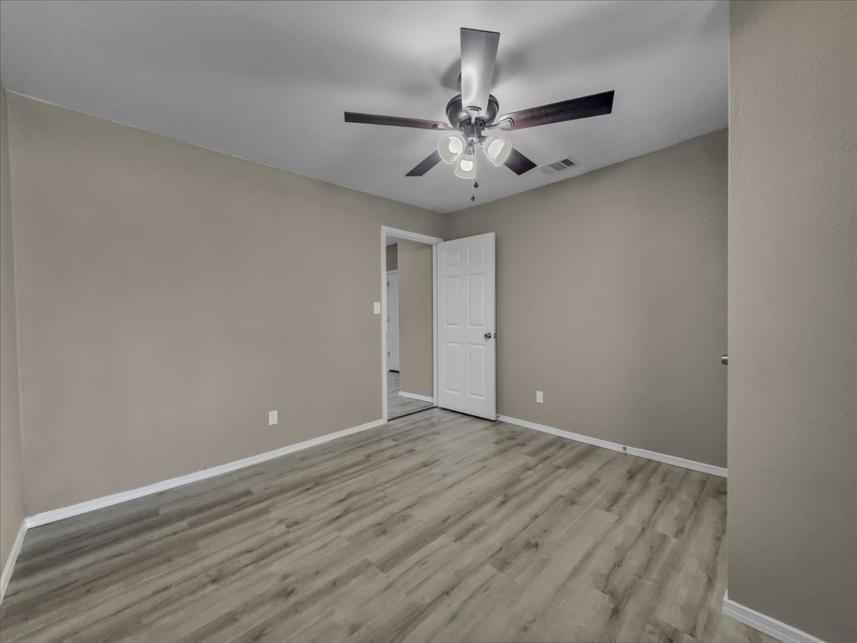 959 E Broadway Avenue Fort Worth TX 76104