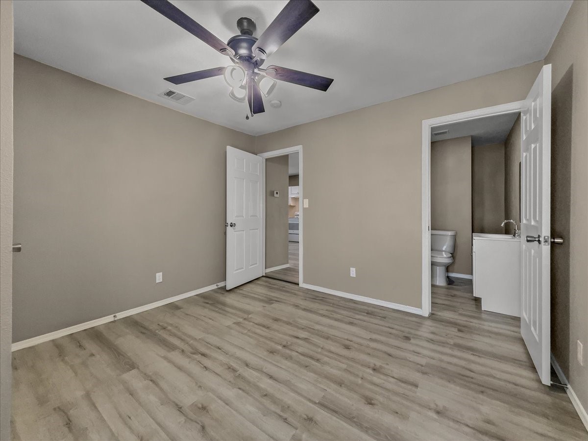 959 E Broadway Avenue Fort Worth TX 76104