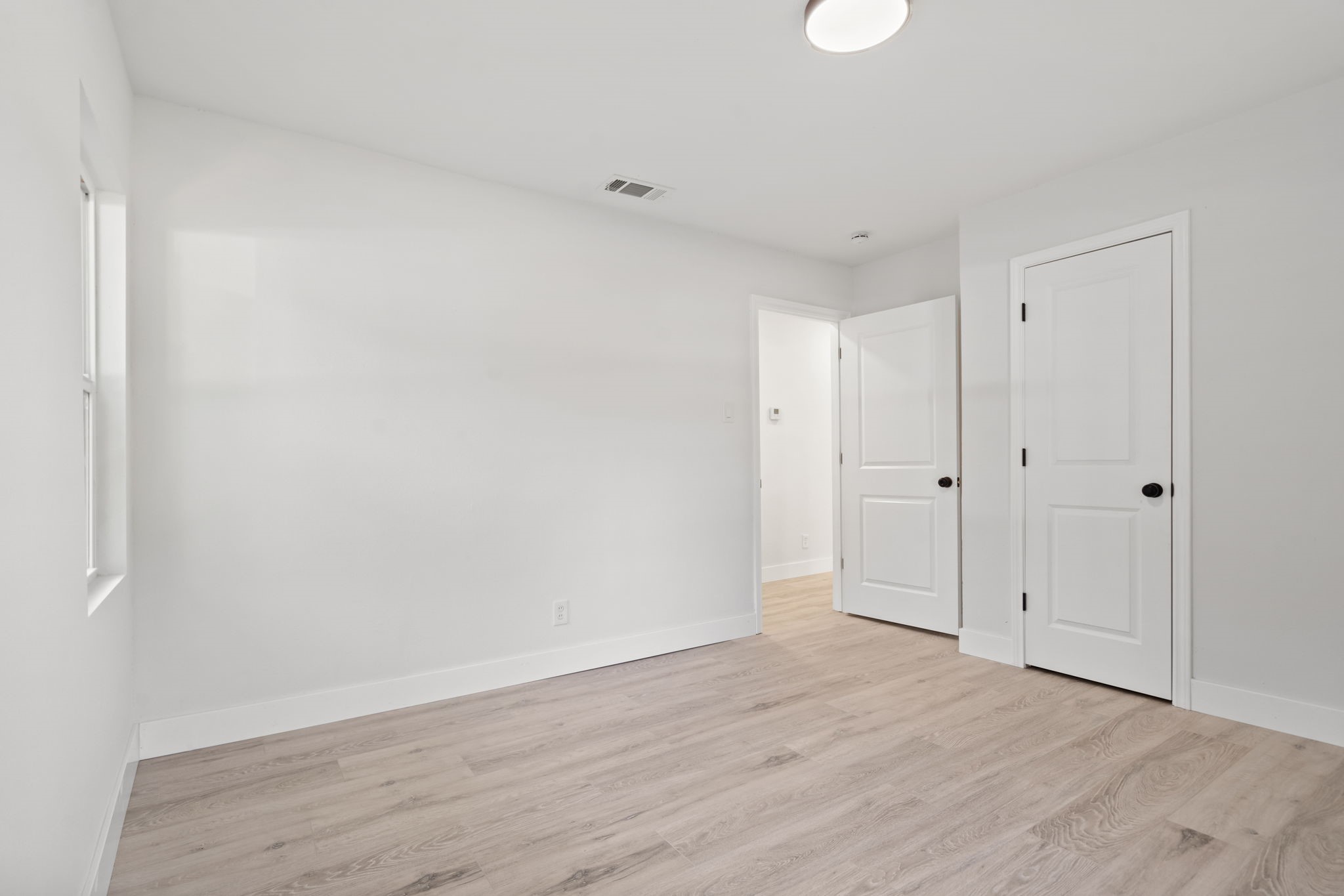 1604 Arbor Arlington TX 76010