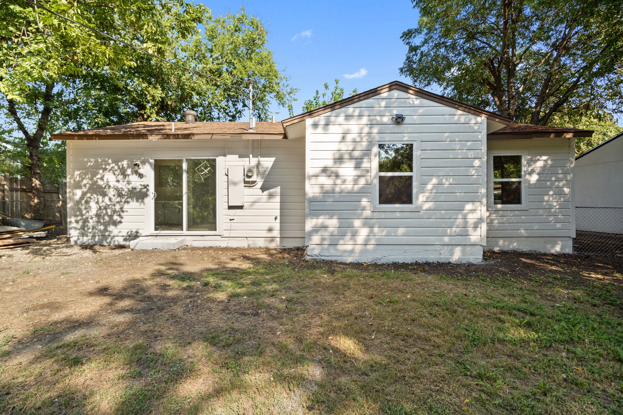 1604 Arbor Arlington TX 76010