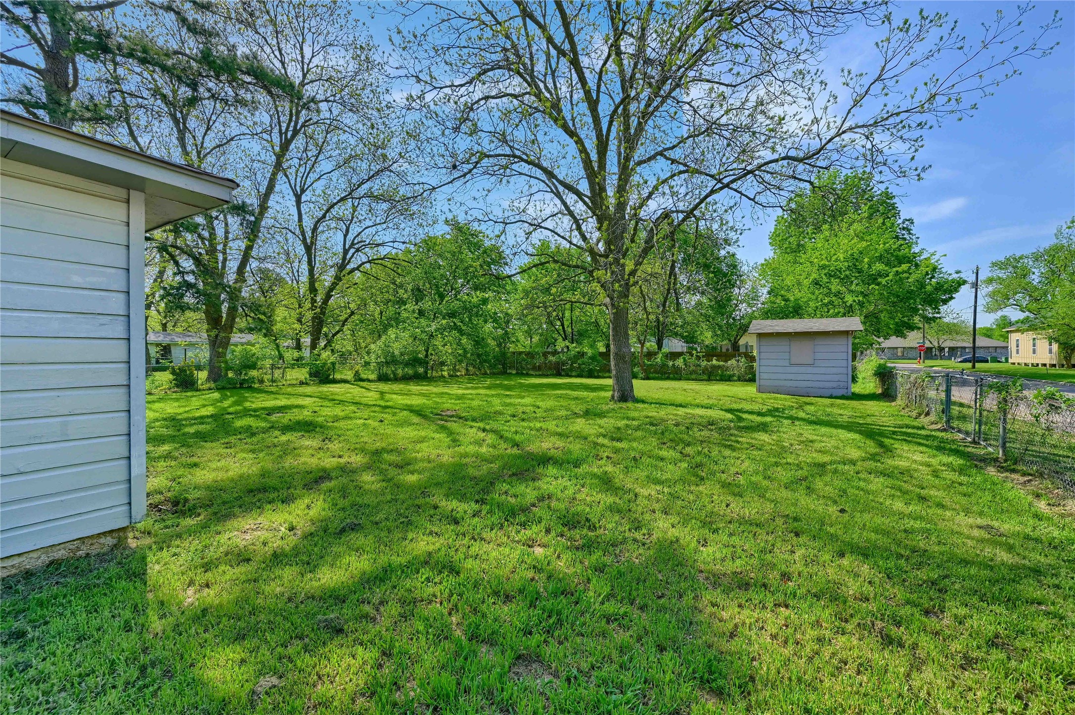400 Buchanan Street Whitesboro TX 76273