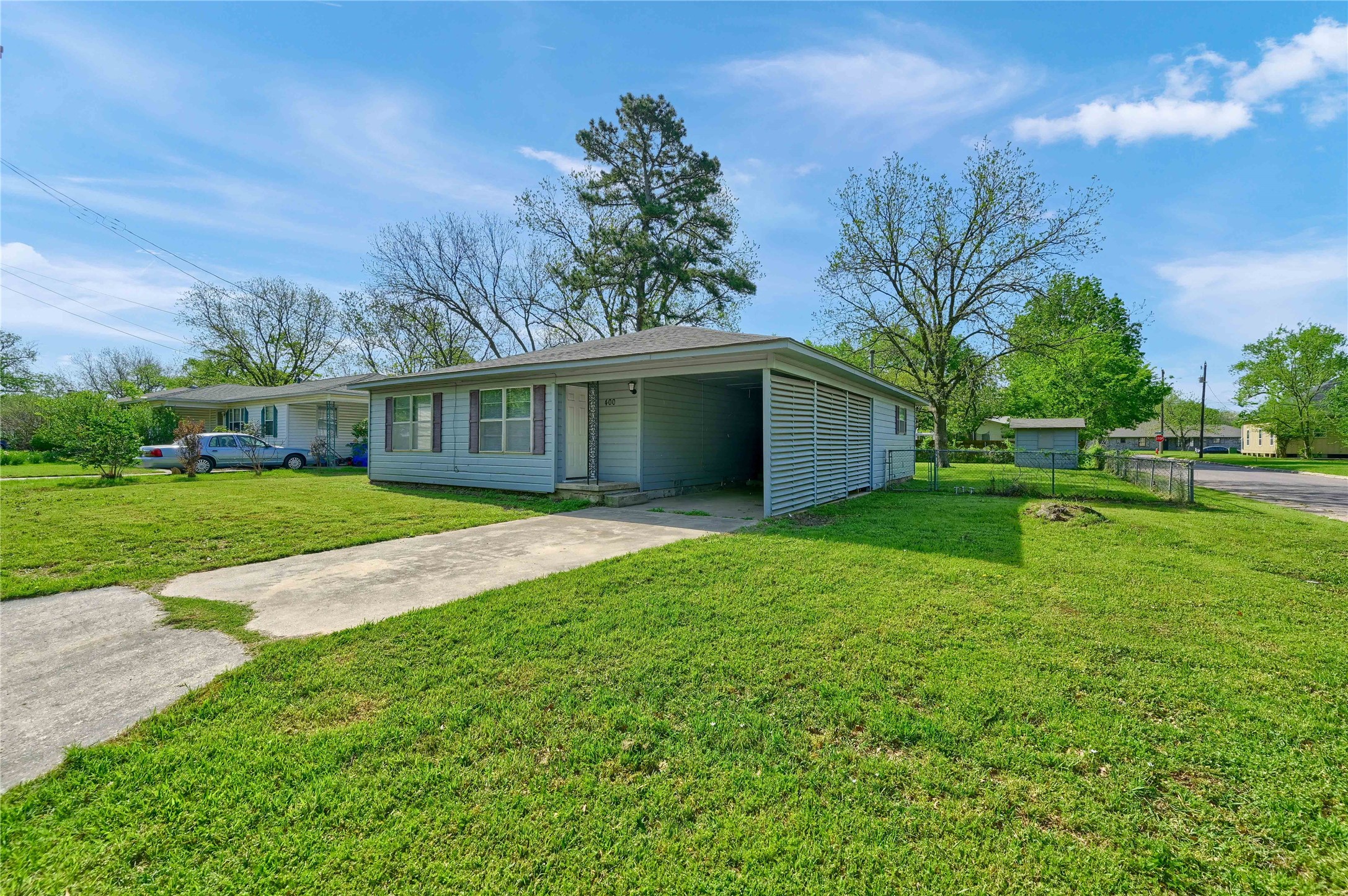 400 Buchanan Street Whitesboro TX 76273