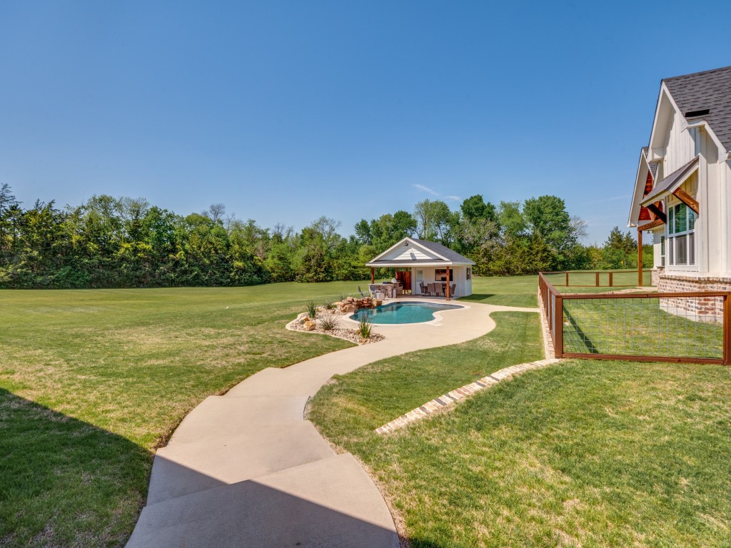 597 Burks Road Whitewright TX 75491