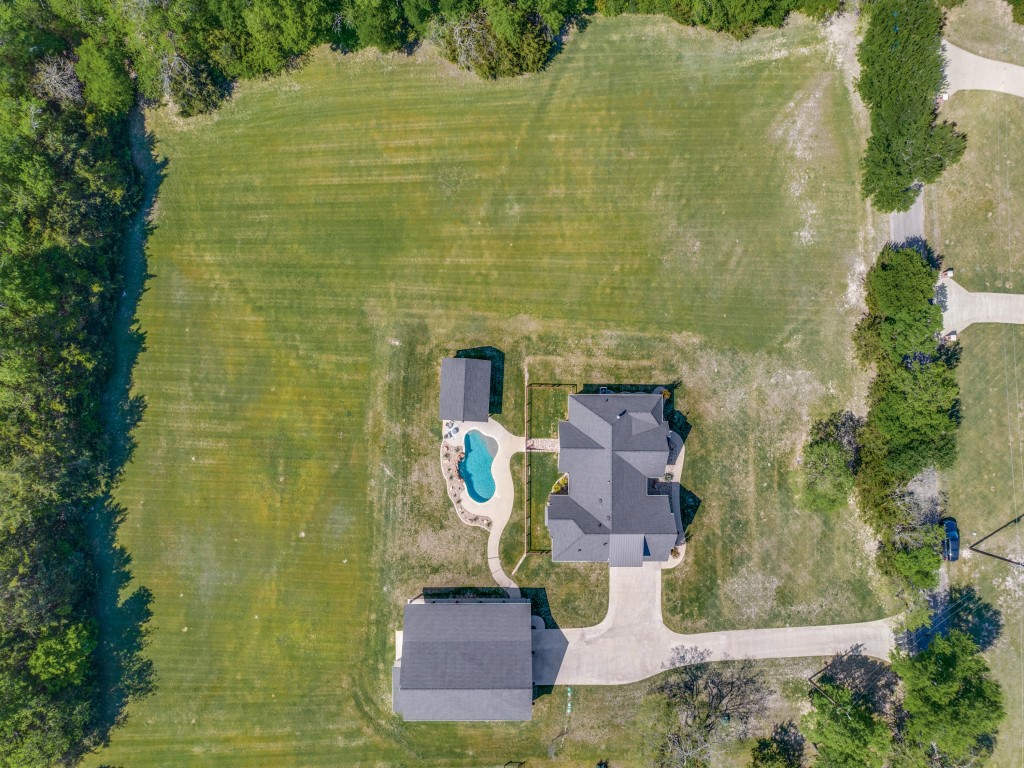 597 Burks Road Whitewright TX 75491