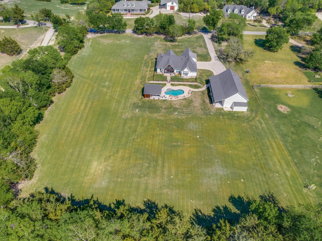597 Burks Road Whitewright TX 75491