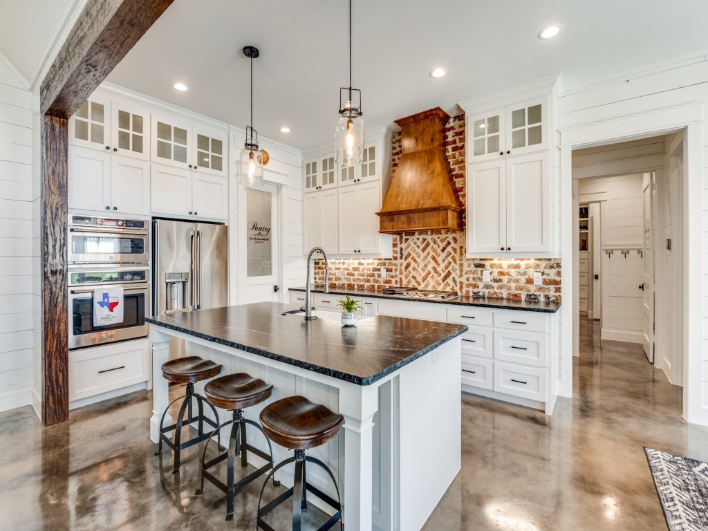 597 Burks Road Whitewright TX 75491