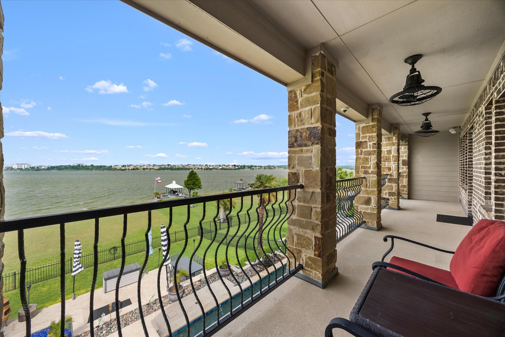 2305 Windjammer Way Rowlett TX 75088