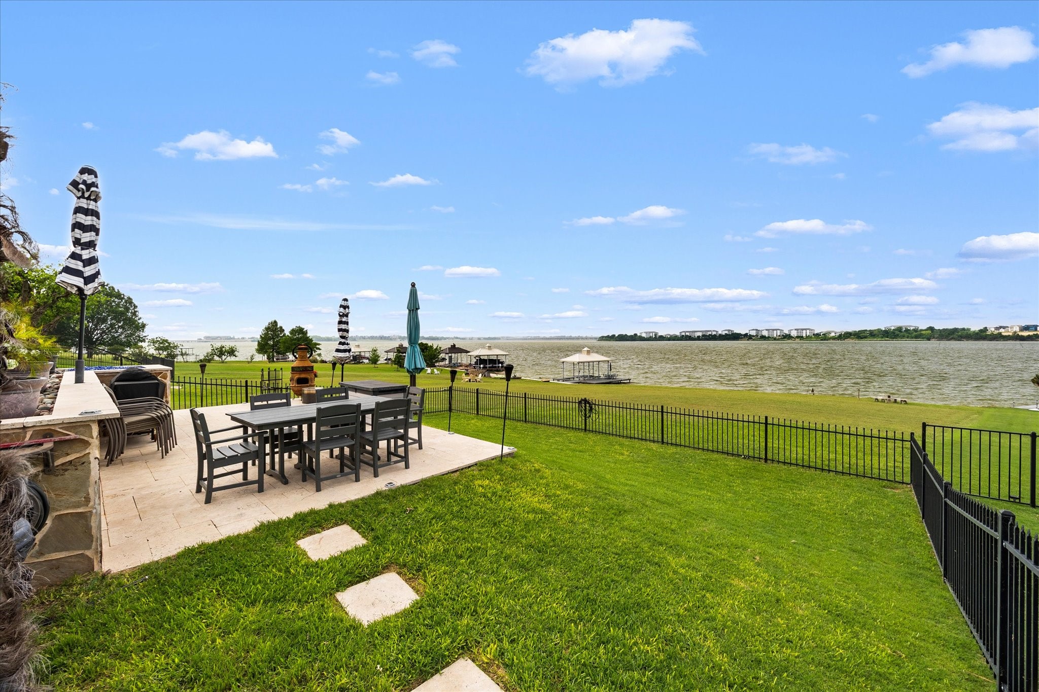 2305 Windjammer Way Rowlett TX 75088