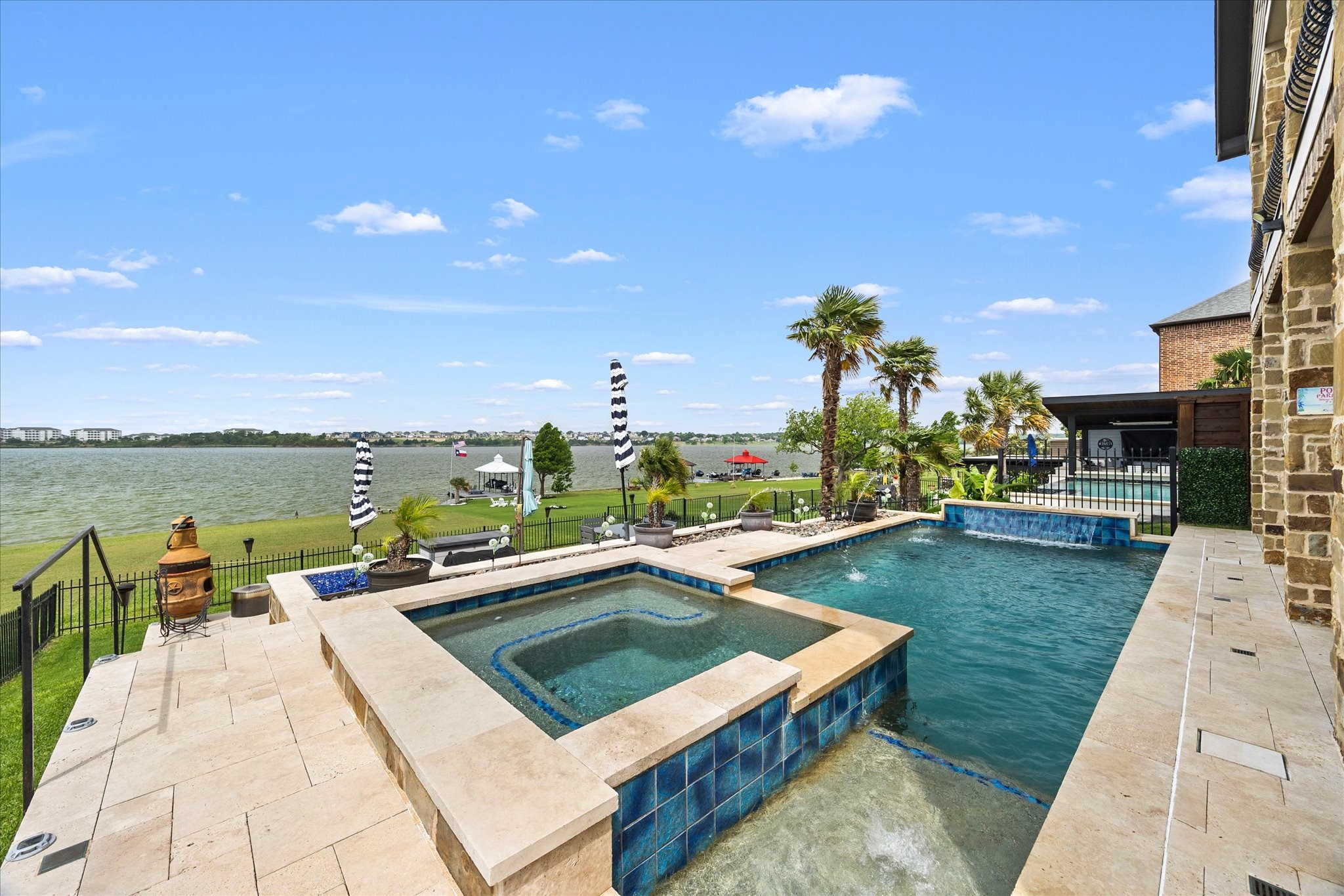 2305 Windjammer Way Rowlett TX 75088