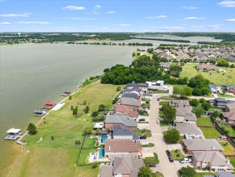 2305 Windjammer Way Rowlett TX 75088