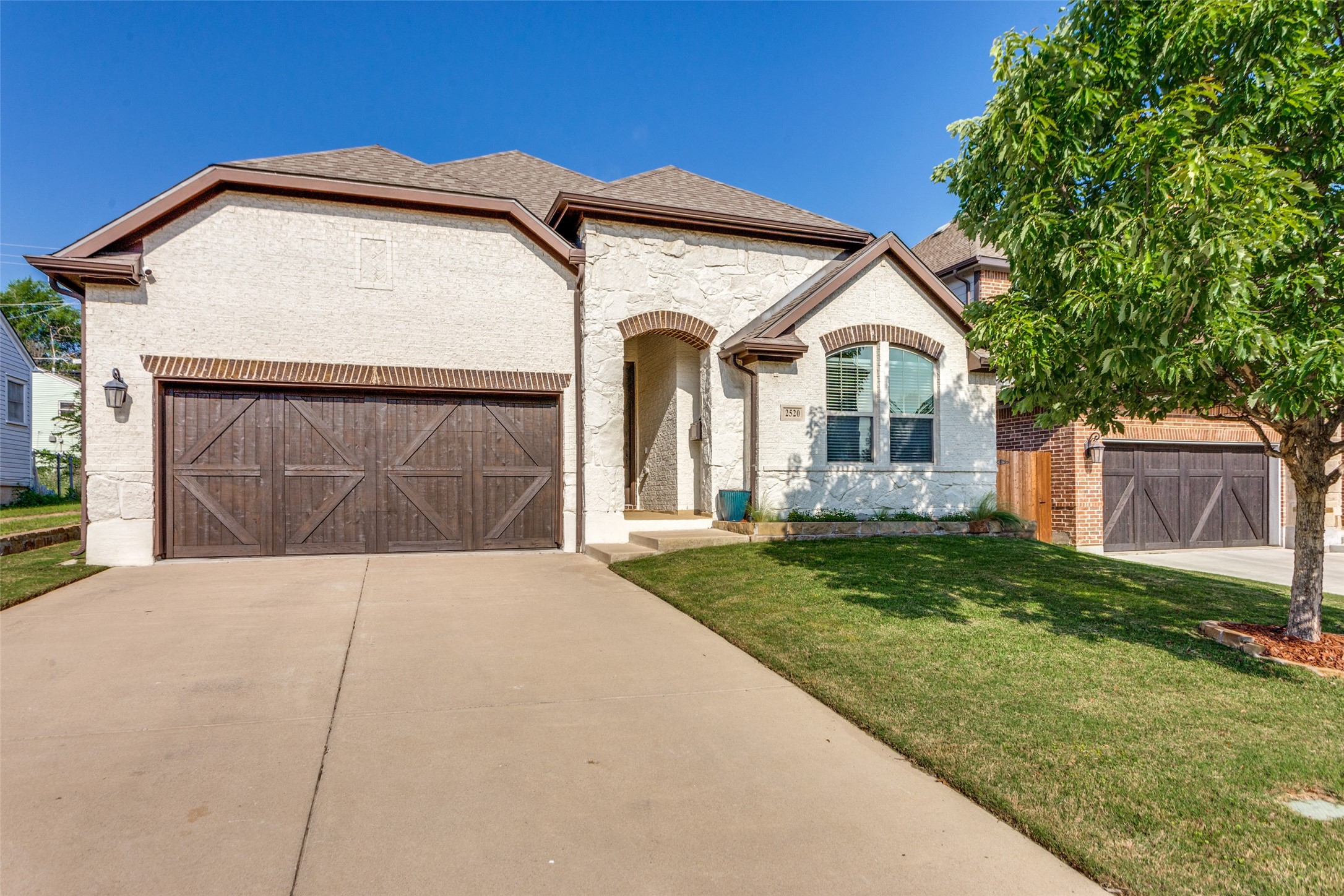 2520 Frazier Avenue Fort Worth TX 76110