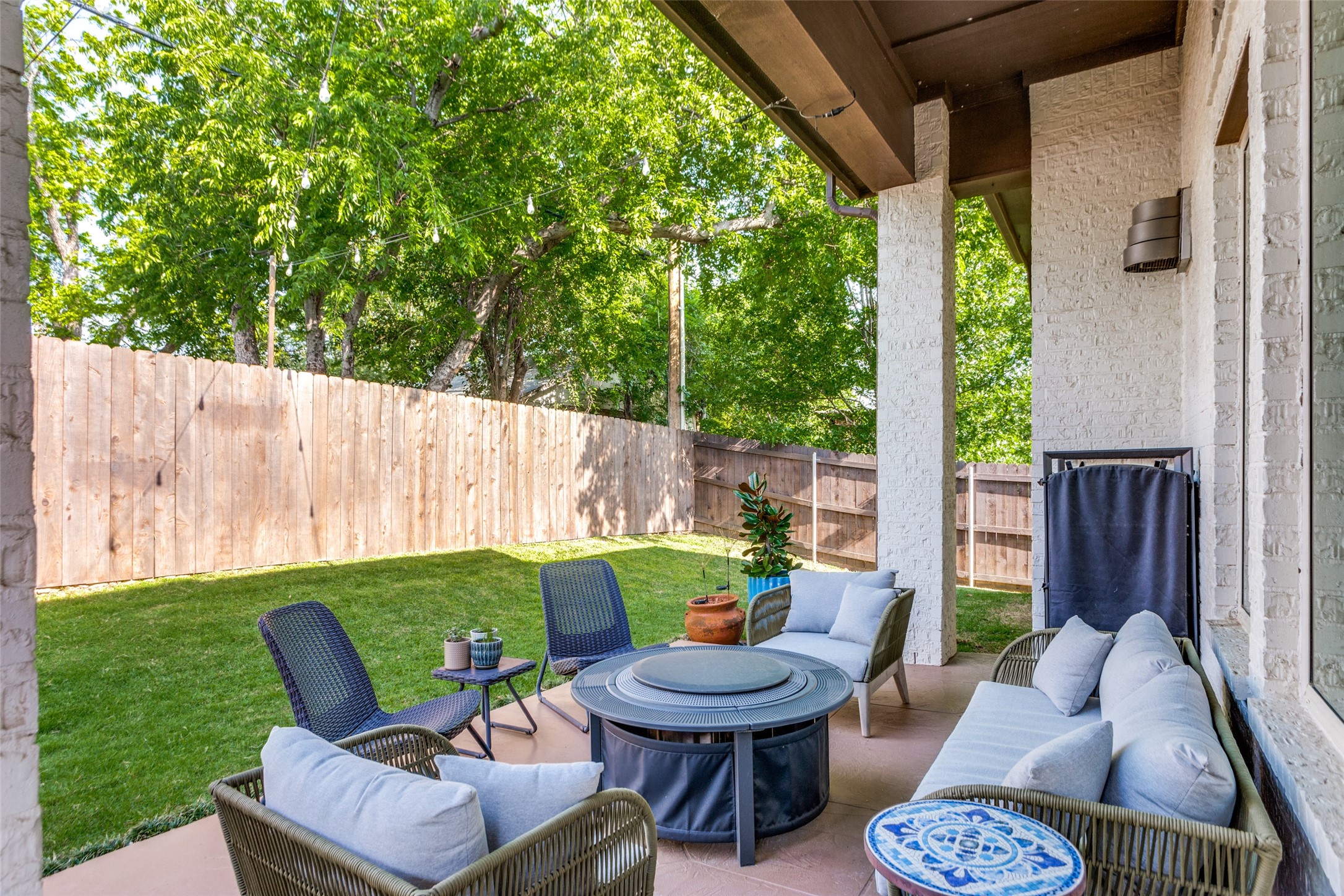 2520 Frazier Avenue Fort Worth TX 76110