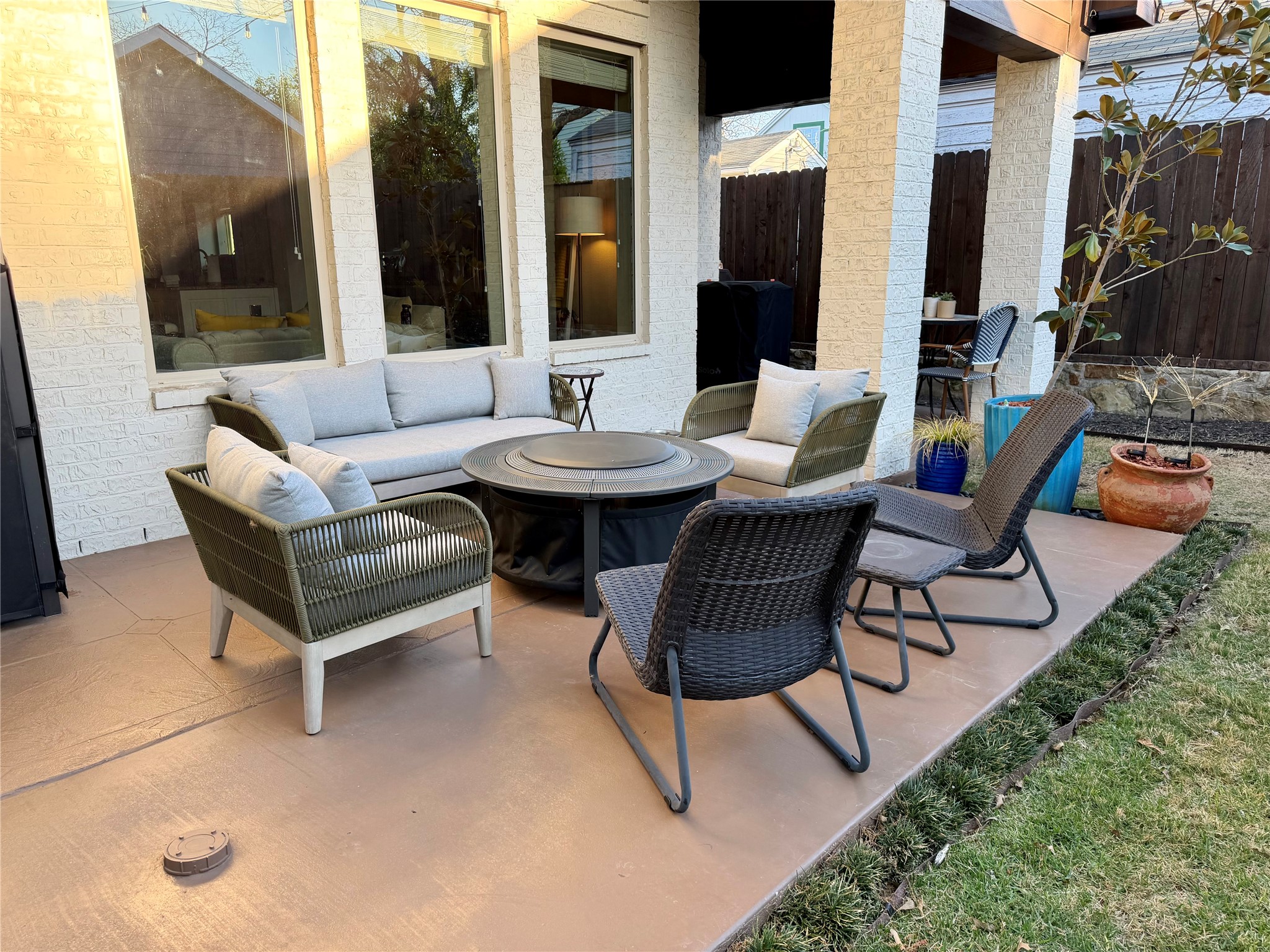 2520 Frazier Avenue Fort Worth TX 76110