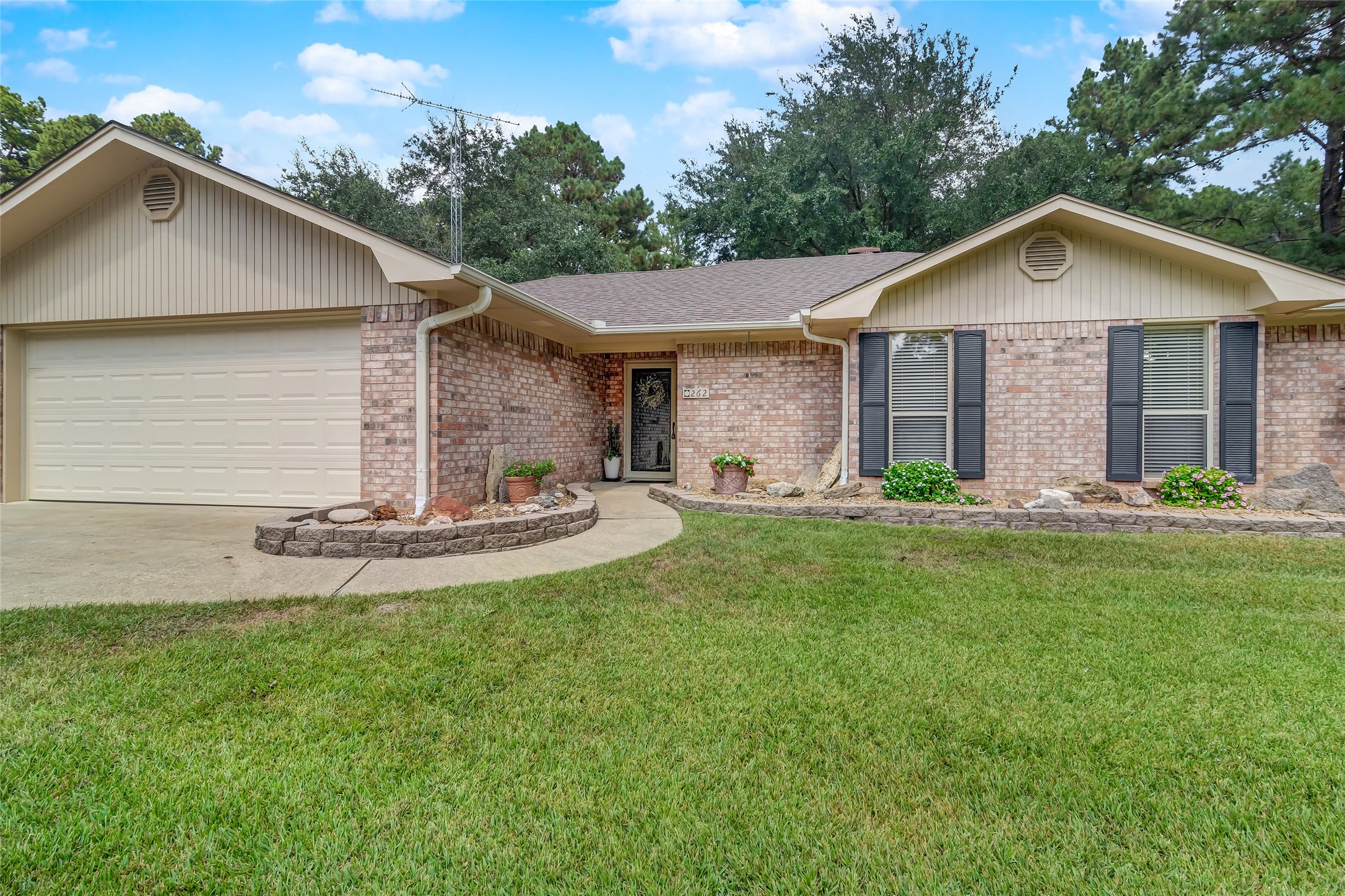 262 Green Meadow Trail Holly Lake Ranch TX 75765