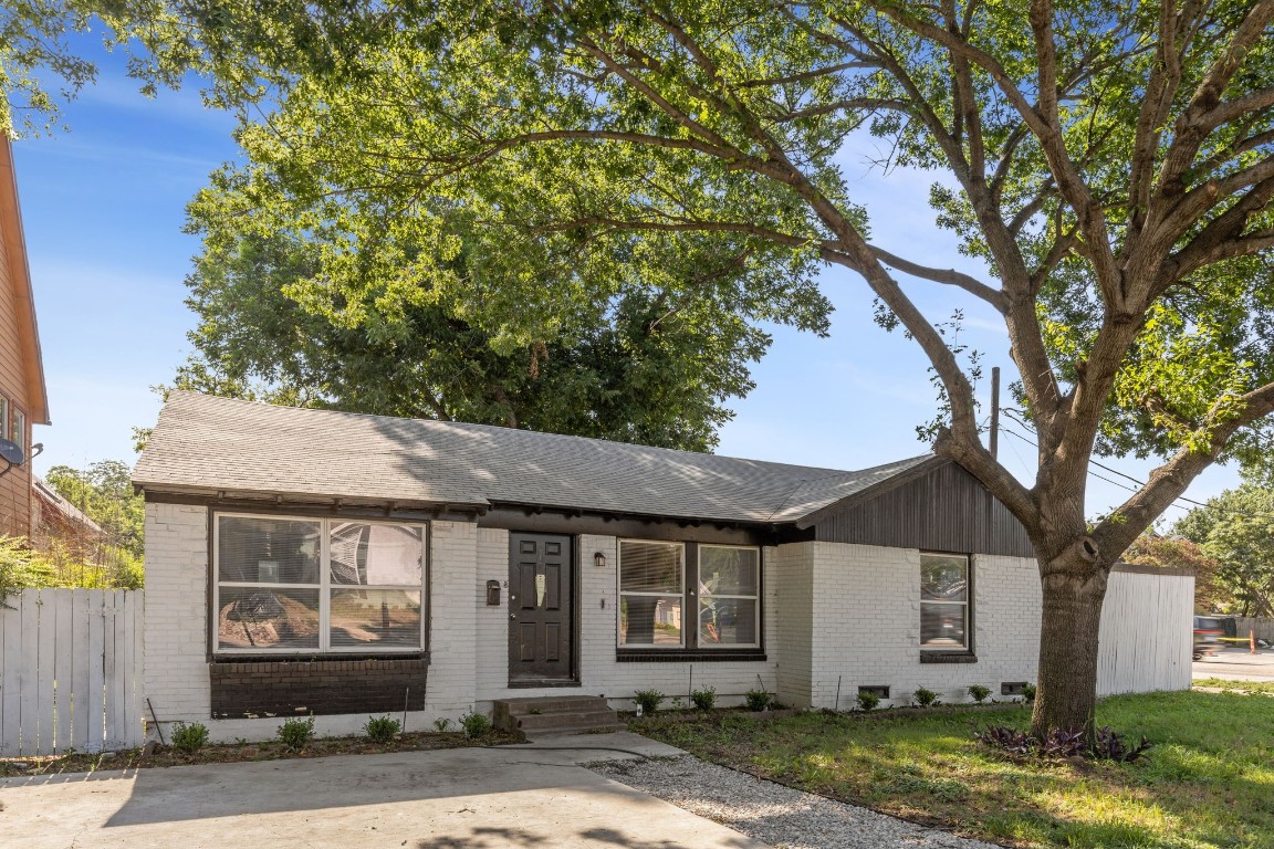 4202 Concho Street Dallas TX 75206