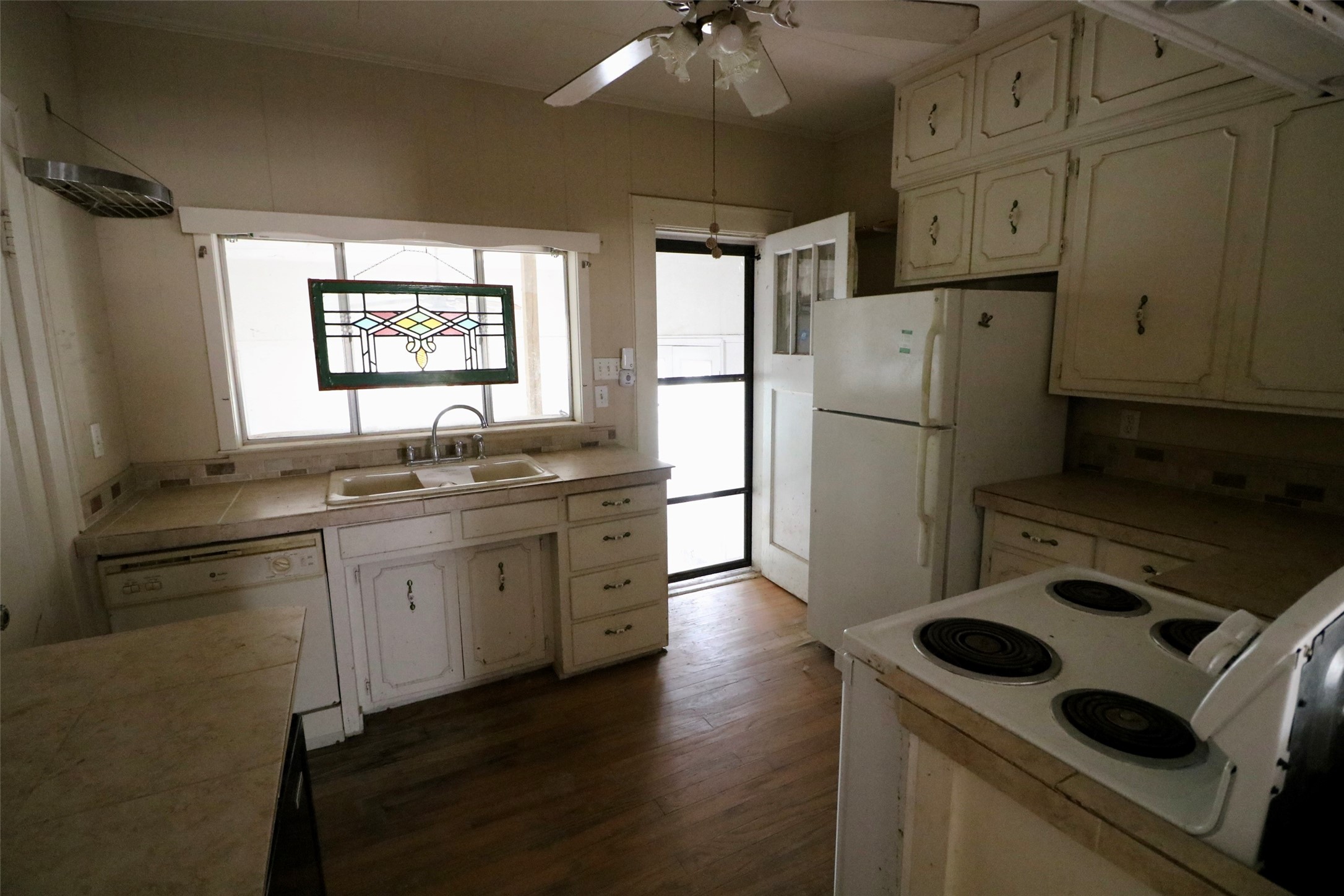 2332 Simpson Street Paris TX 75460