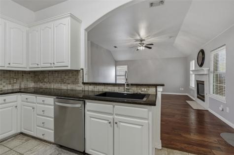 4804 Hara Lane Sherman TX 75092