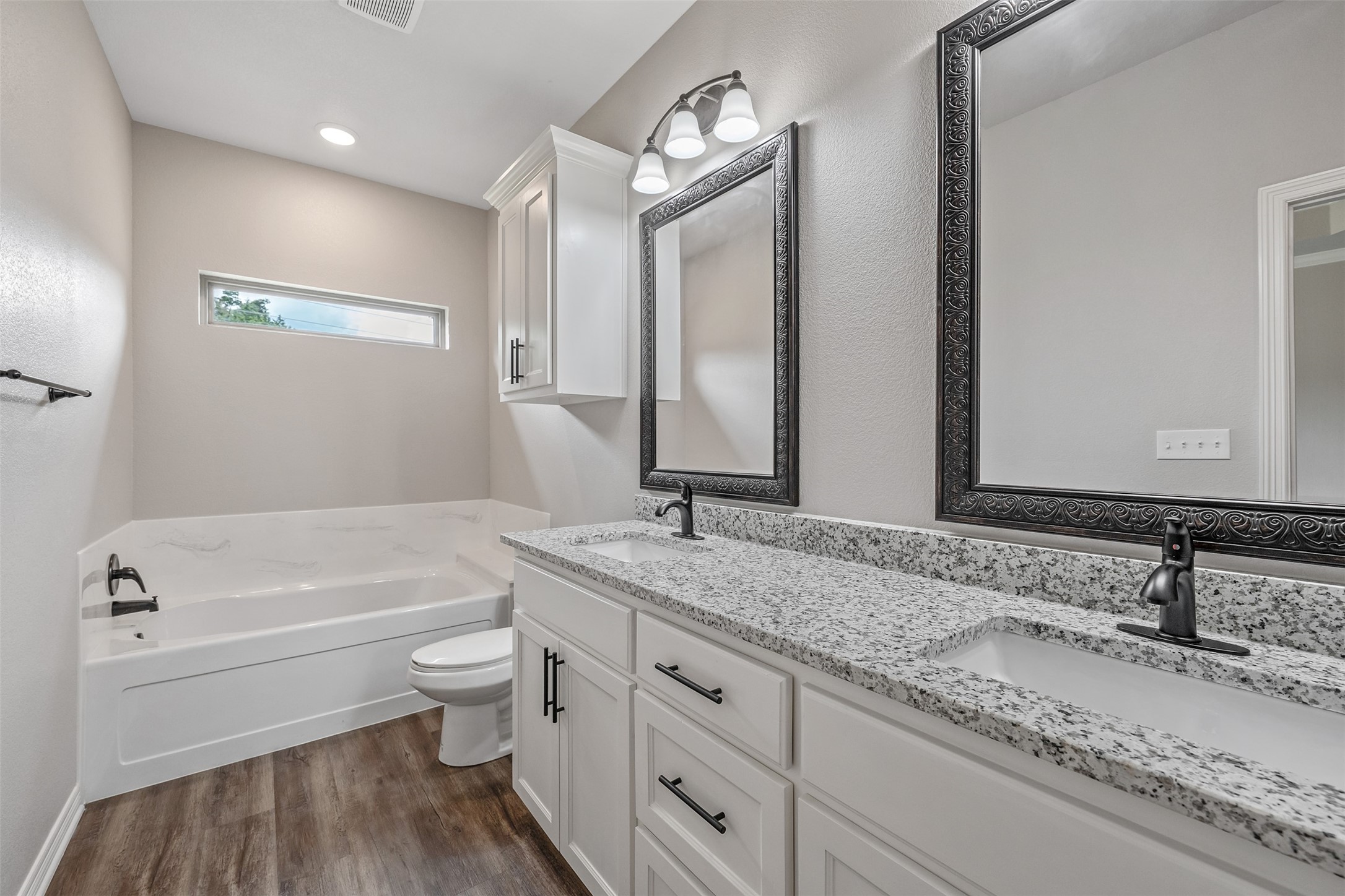 504 Cornerstone Lindale TX 75771