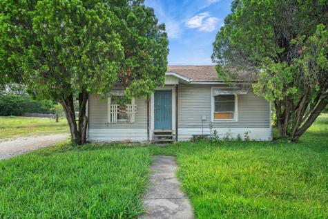 501 S 3rd Street Grandview TX 76050