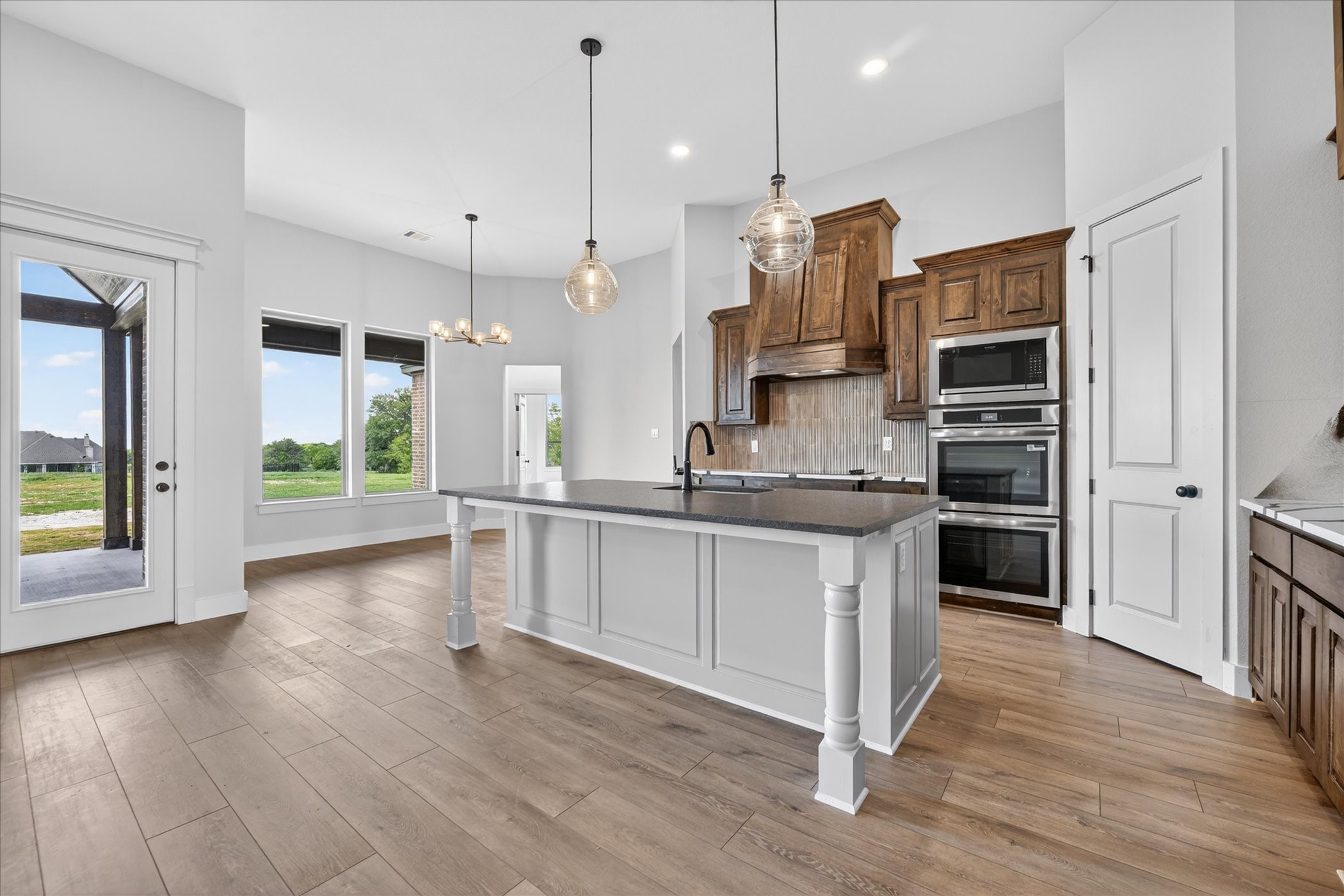 517 Longhorn Drive Springtown TX 76082