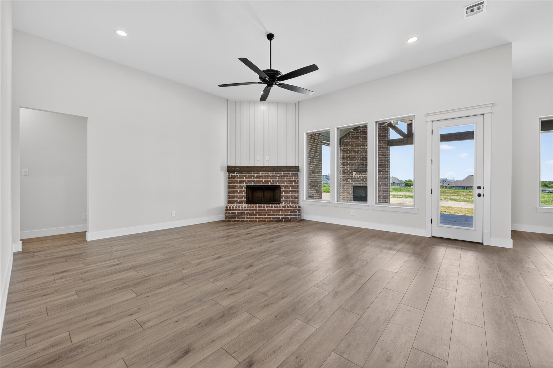 517 Longhorn Drive Springtown TX 76082