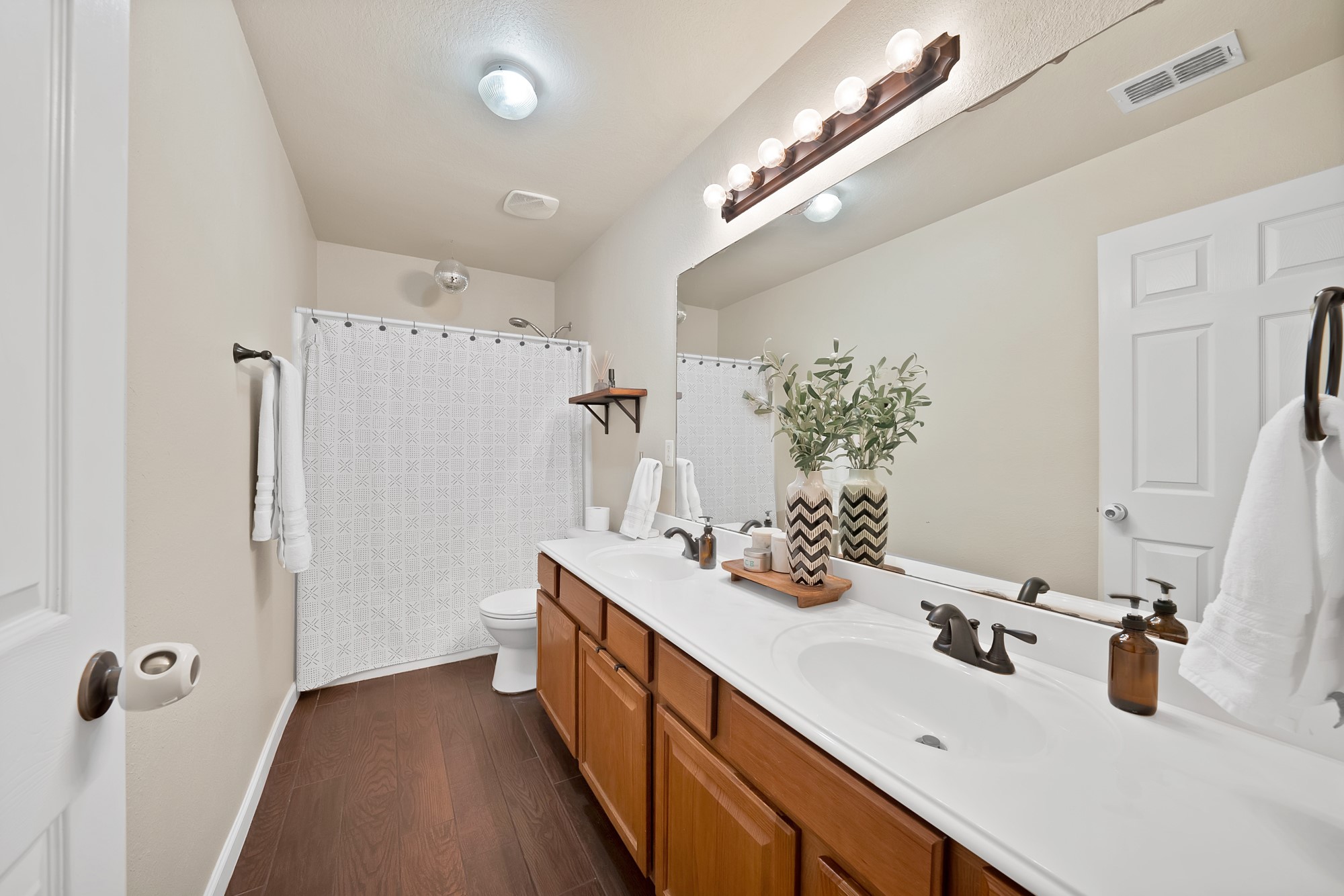 7426 Lake Front Trail Arlington TX 76002