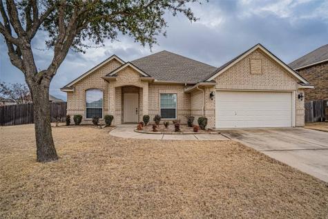 201 Lorient Drive Mansfield TX 76063