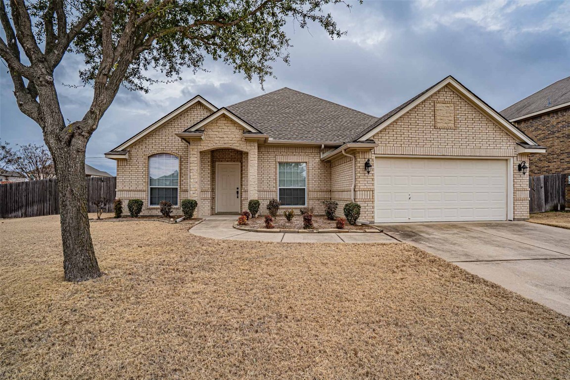 201 Lorient Drive Mansfield TX 76063