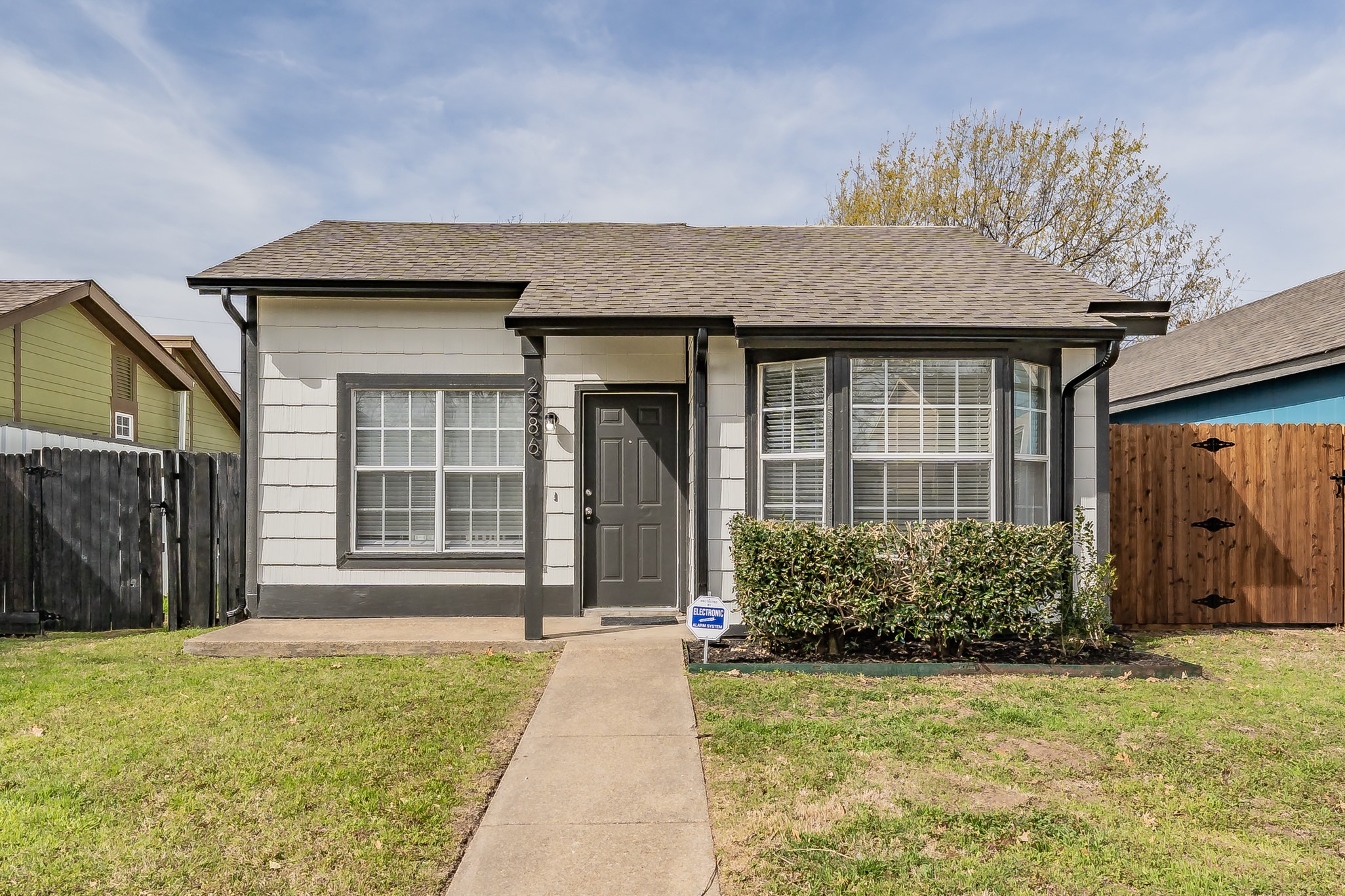 2286 Nantucket Village Circle Dallas TX 75227