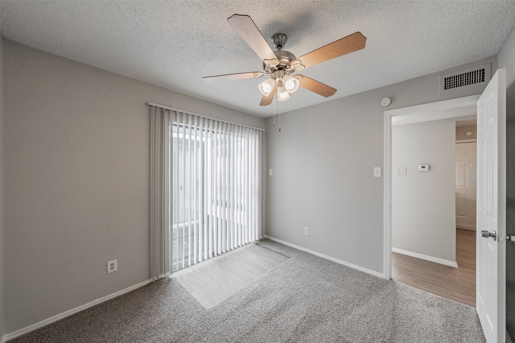 2286 Nantucket Village Circle Dallas TX 75227
