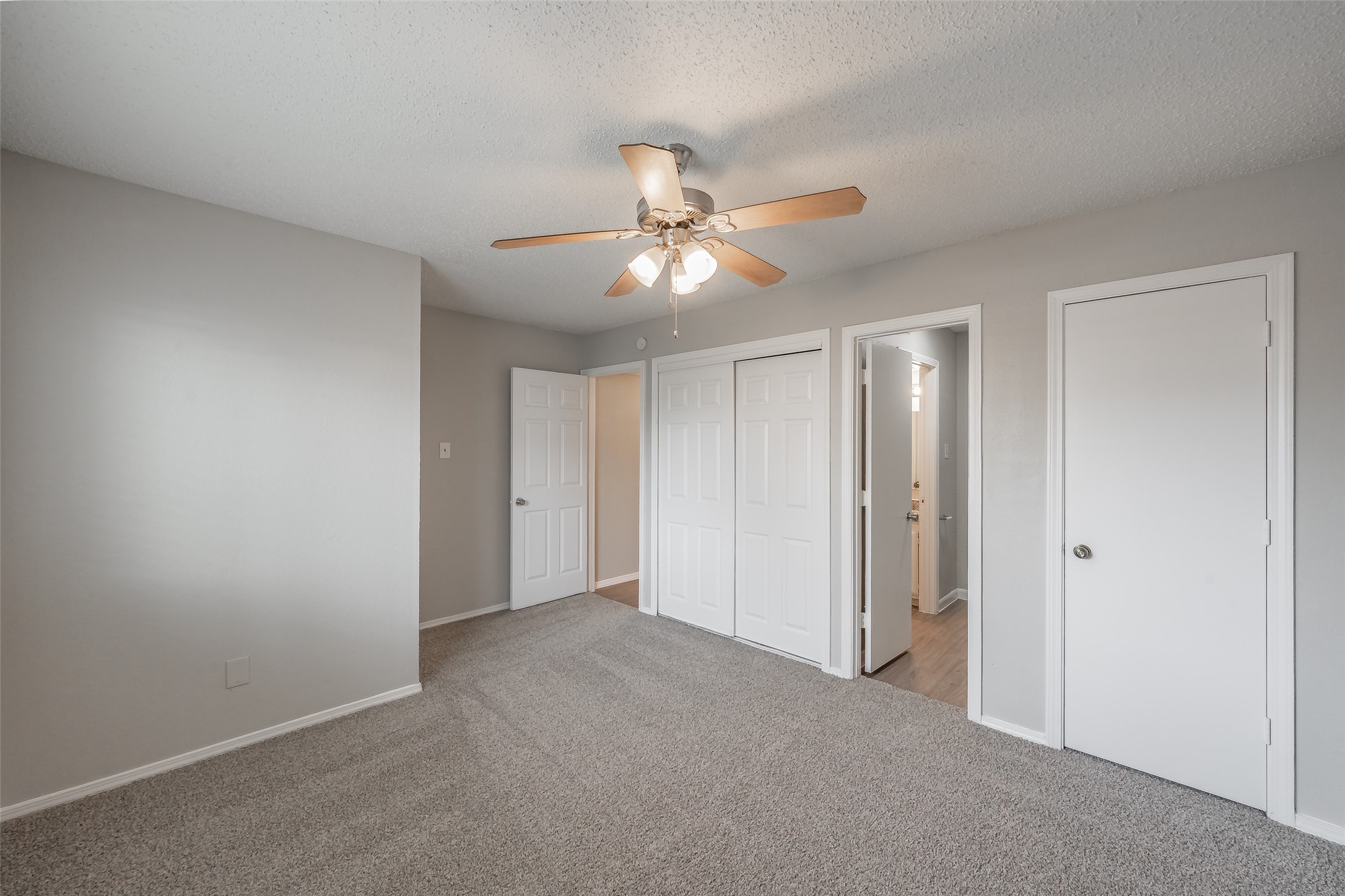 2286 Nantucket Village Circle Dallas TX 75227