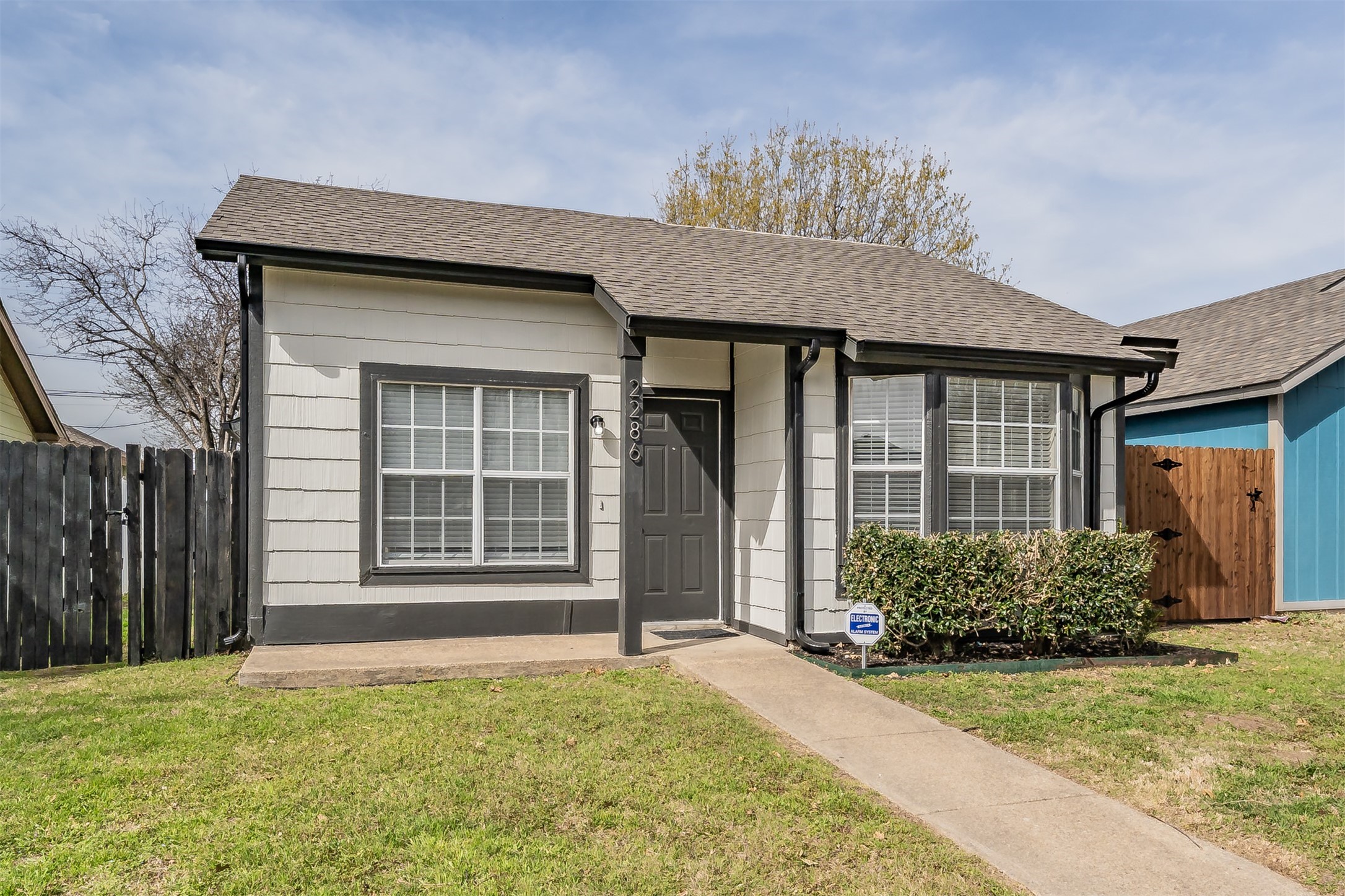 2286 Nantucket Village Circle Dallas TX 75227